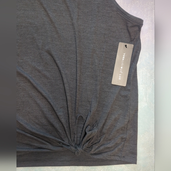 Yogalicious Lux Sleeveless Top With Side Knot. Black, Size XXL - Picture 12 of 13